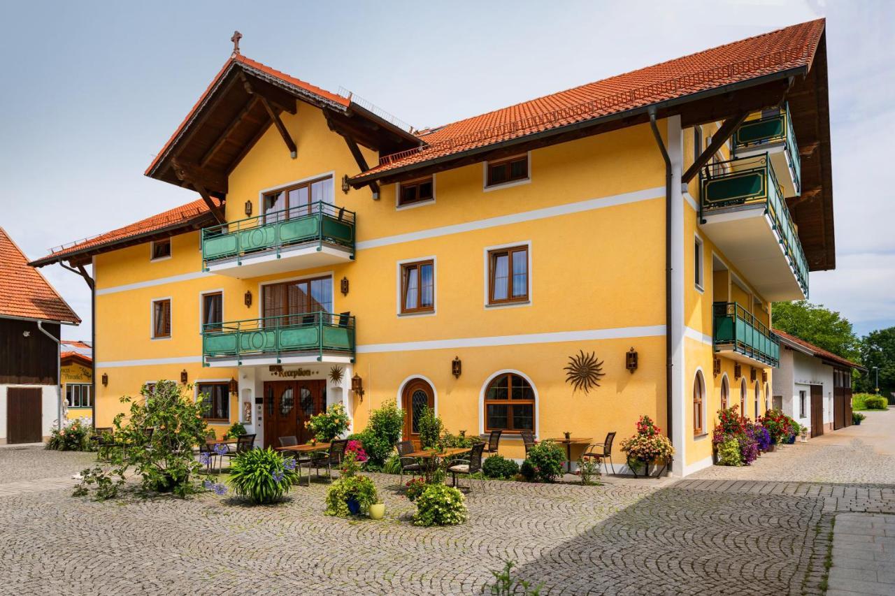 Hotel Preishof キルヒハム エクステリア 写真