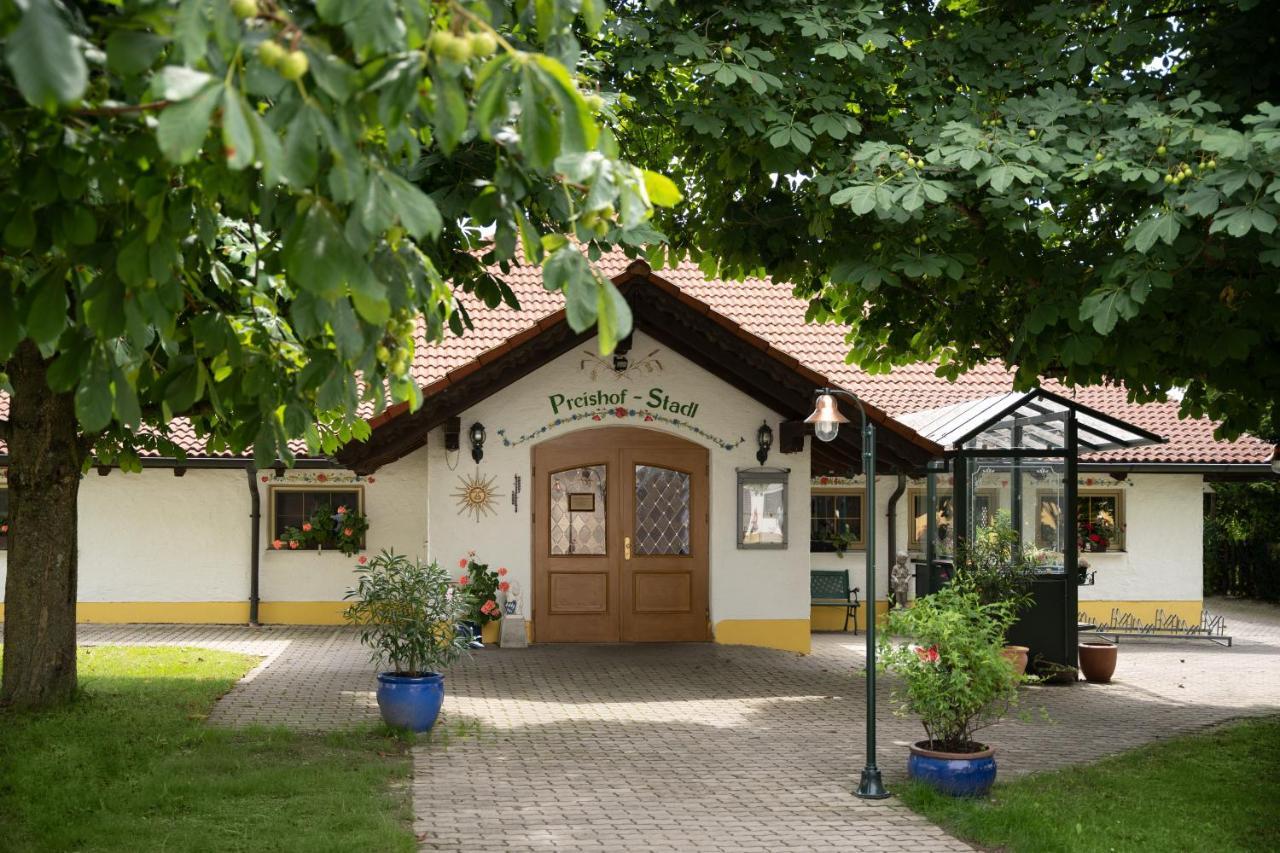 Hotel Preishof キルヒハム エクステリア 写真