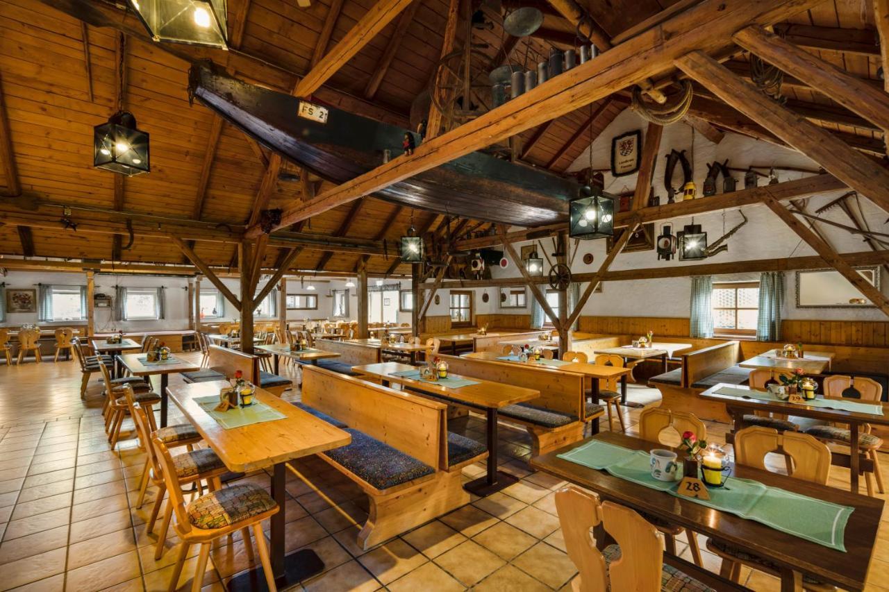 Hotel Preishof キルヒハム エクステリア 写真