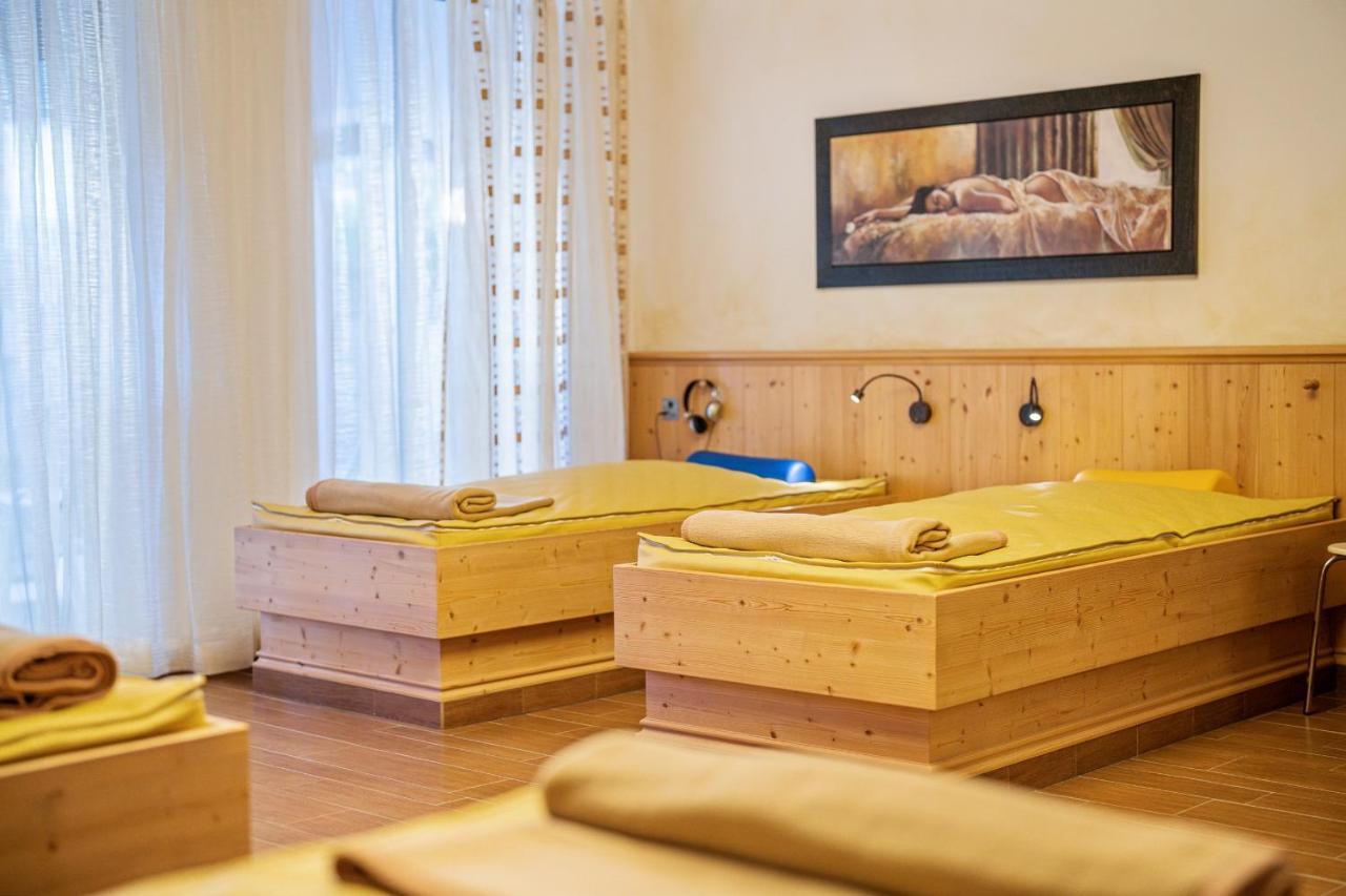 Hotel Preishof キルヒハム エクステリア 写真