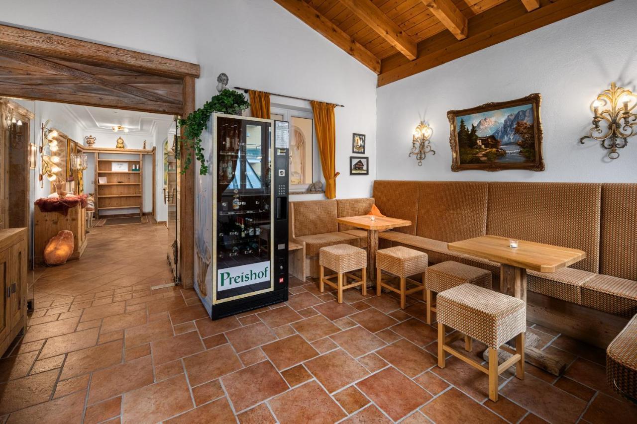 Hotel Preishof キルヒハム エクステリア 写真