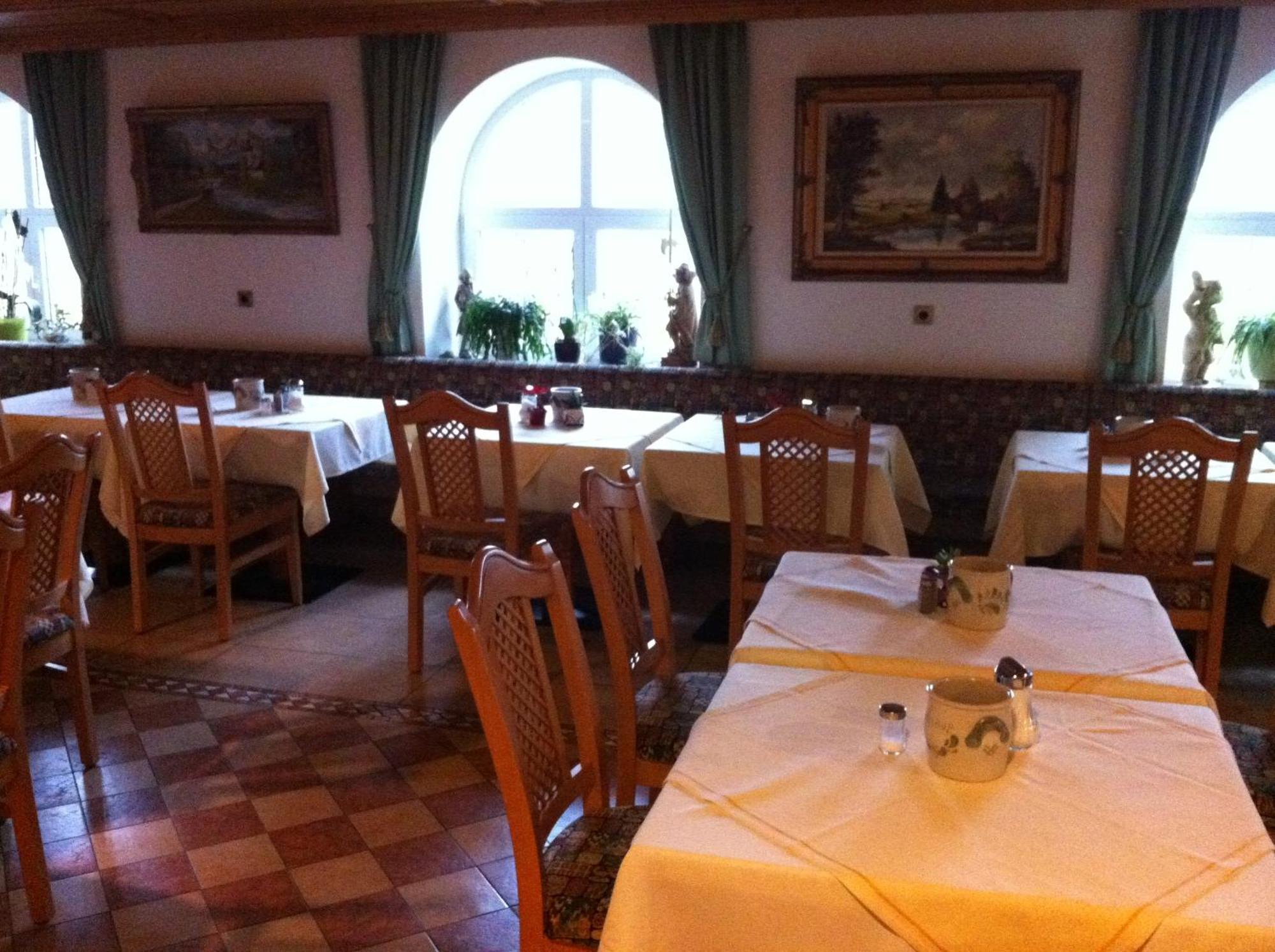 Hotel Preishof キルヒハム エクステリア 写真