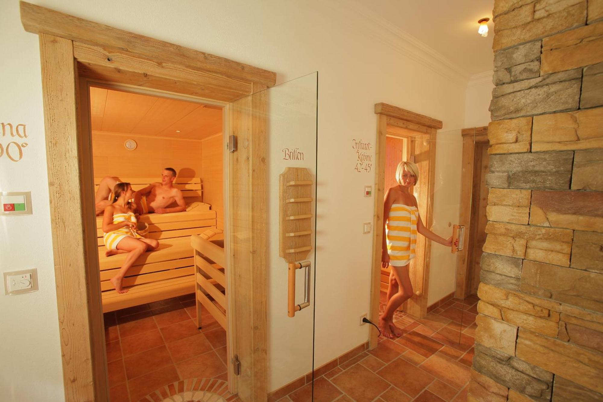 Hotel Preishof キルヒハム エクステリア 写真